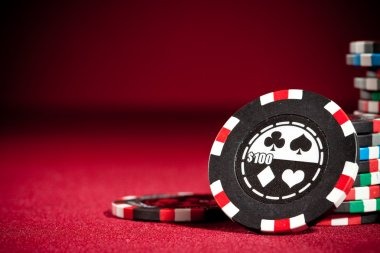 VIP Roulette live dealer table with roulette wheel and betting layout visible on mobile screen